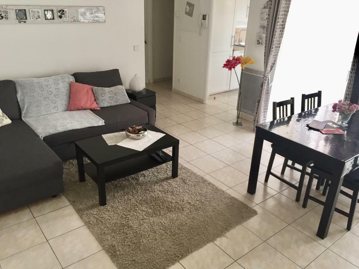 Julie'S Apartment Disneyland 세리스 외부 사진